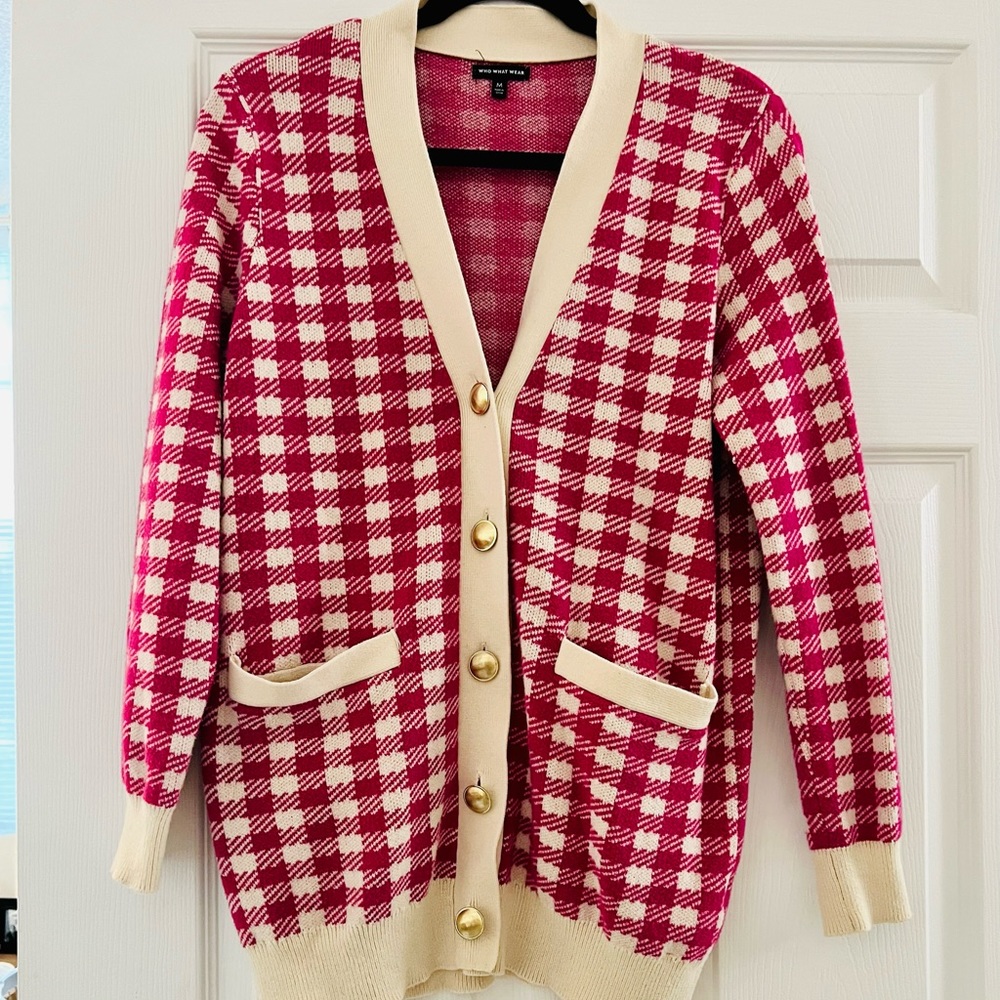 Cardigan with pockets